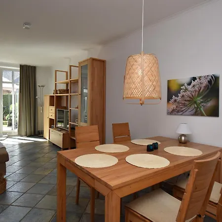 度假居 Inselrose 朗格奥